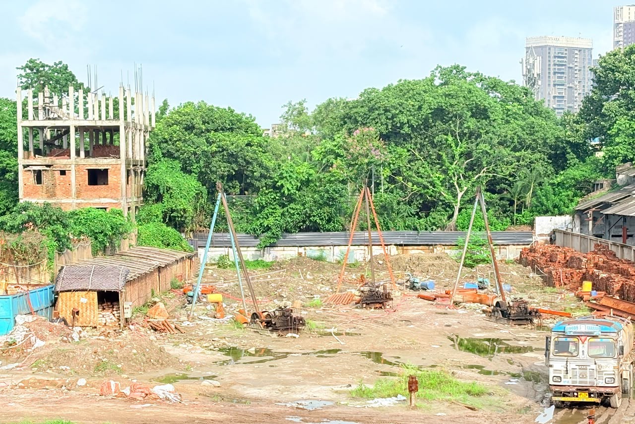 insignia construction